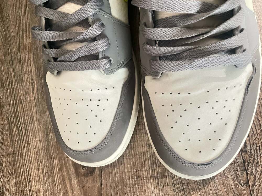 Nike Air Jordan 1 Mid Cool Grey Volt Size 11.5 - Picture 3 of 11